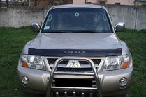 Mitsubishi Pajero Wagon III 1999–2006 Motorkapdeflector (VIP) foto 1