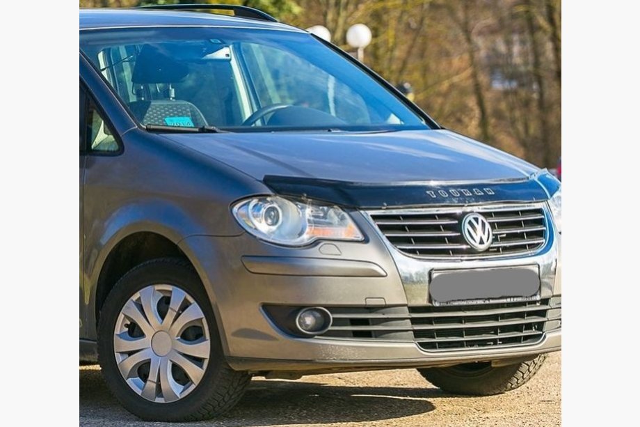 Volkswagen Touran 2003–2010 Motorkapdeflector 2003-2007 (VIP) Image