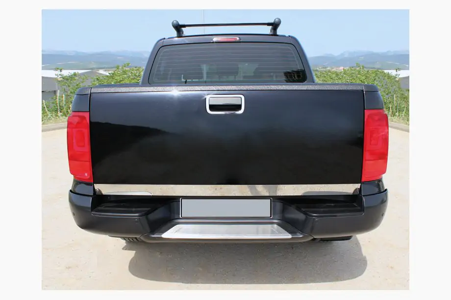 Volkswagen Amarok 2010–2022 Kofferbakrand (RVS) Foto 1