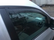 Volkswagen Caddy 2004–2010 Raamwindschermen (2 stuks, Niken) foto 2