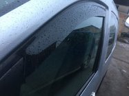 Volkswagen Caddy 2004–2010 Raamwindschermen (2 stuks, Niken) foto 5