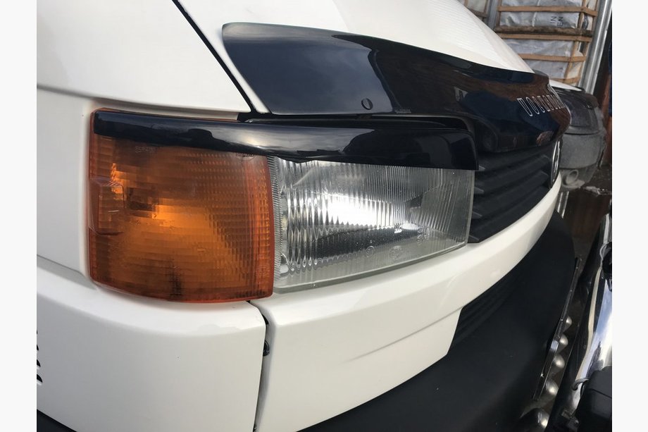 Volkswagen T4 Caravelle/Multivan 1990–2003 Koplampwimpers voor rechte motorkap (2 stuks) Mat zwart Foto 2