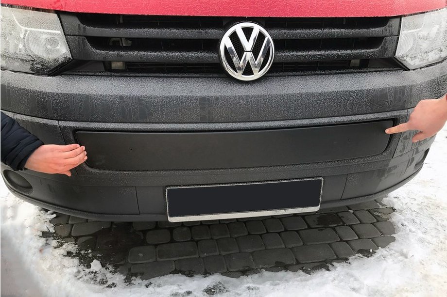 Volkswagen T5 2010–2015 Winterafdekking voor onderste grille Foto 2