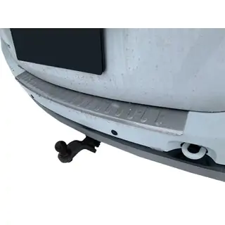 Achterbumper beschermplaat Carmos V1 met omgezette rand (RVS)