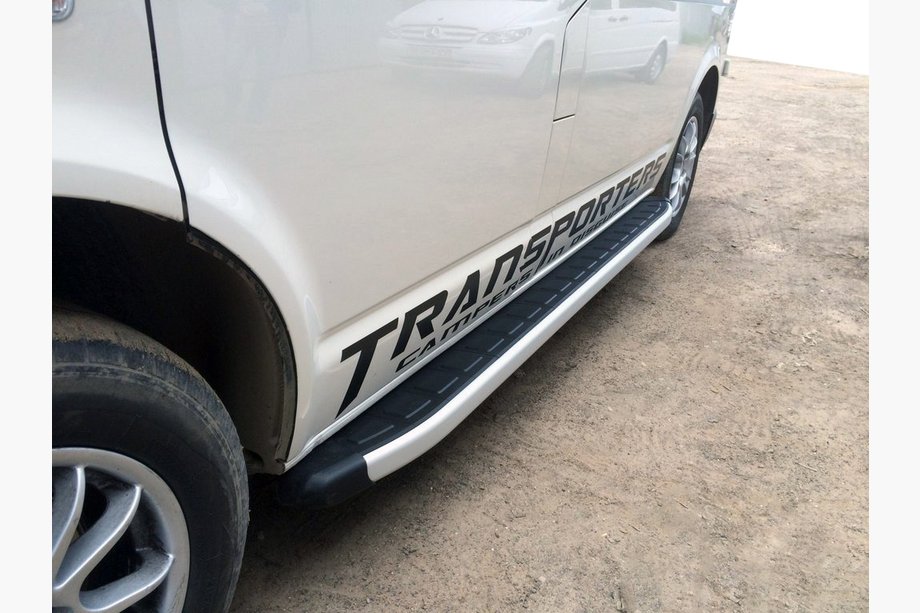 Volkswagen T6 2015–2024 Fullmond side steps (2 stuks, aluminium) Image