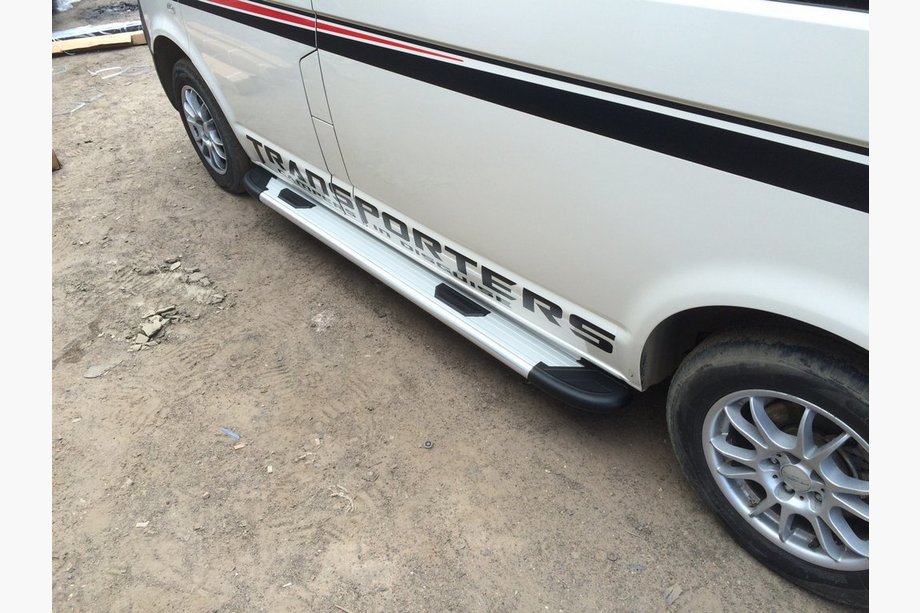 Volkswagen T5 2010–2015 Bosphorus OLD Grey side steps (set van 2, aluminium) Lange wielbasis Foto 4