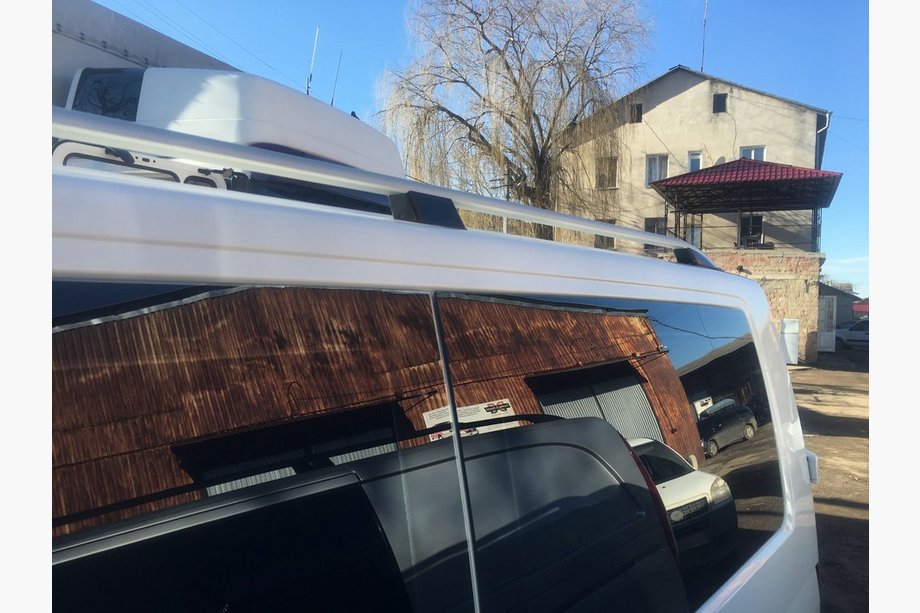 Volkswagen T6 2015–2024 Dakrails CROWN (mat grijs) Korte wielbasis Foto 4