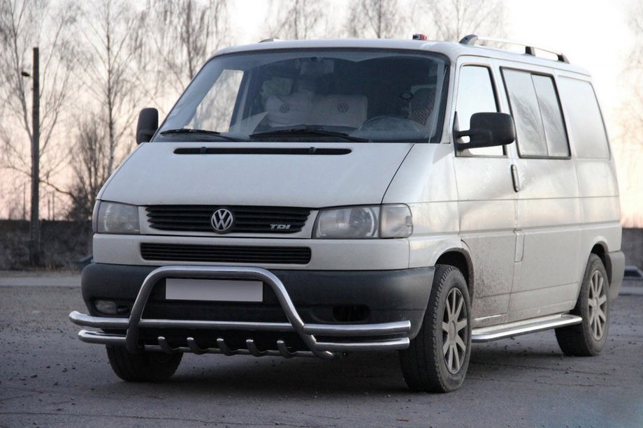 Volkswagen T4 Transporter 1990–2003 Bullbar WT003 Plus-2 (RVS) Image