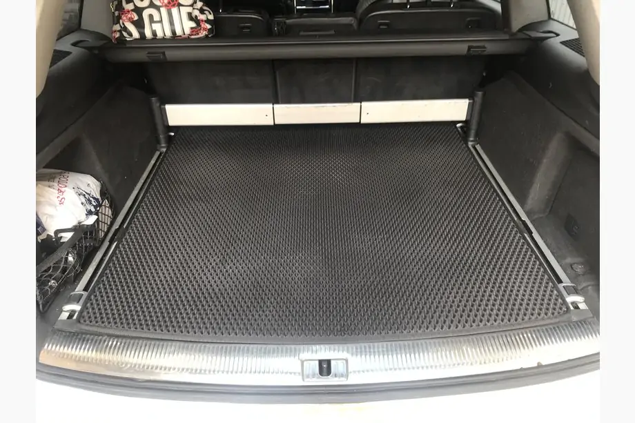 Audi Q7 2005–2015 Kofferbakmat (EVA, zwart) (5 zitplaatsen) Image