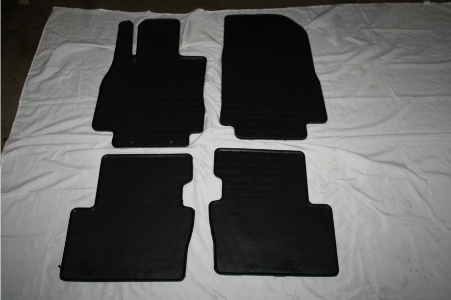Mazda 2 2007–2014 Stingray automatten (4 stuks, rubber) Image