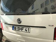 Volkswagen T6 2015–2024 Sierlijst boven kentekenplaat (carbon) foto 1