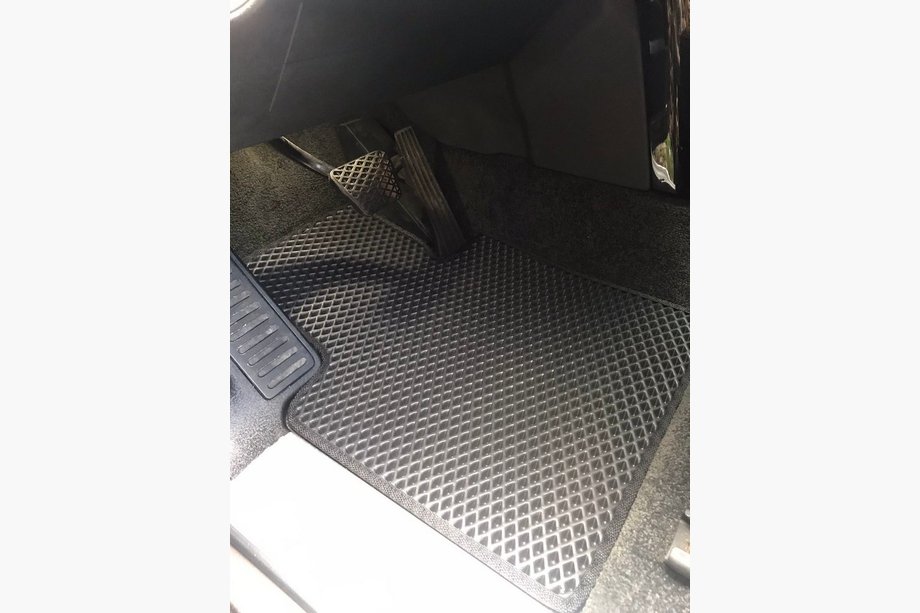 Range Rover III L322 2002–2012 EVA-vloermatten (zwart) V-1 Image