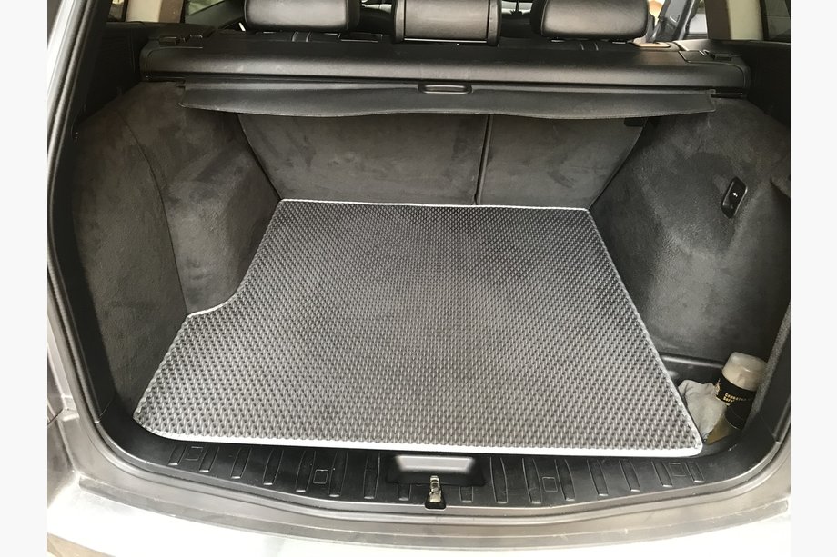 BMW X3 E83 2003–2010 Kofferbakmat (EVA, zwart) Image