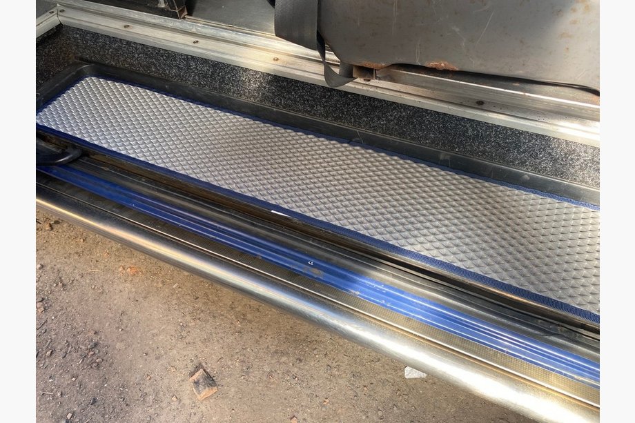 Mercedes Sprinter W906 2006–2018 Instaplijsten matten (3 stuks, EVA, grijs) Image