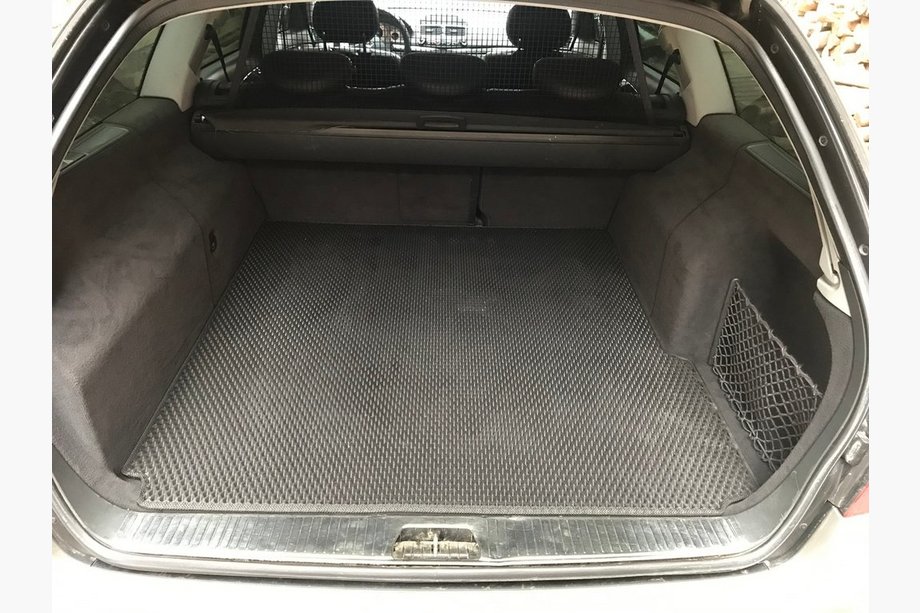 Mercedes E-class W211 2002–2009 Kofferbakmat (EVA, zwart) SW Foto 1