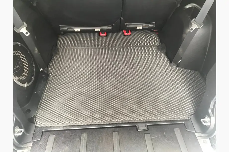 Mitsubishi Outlander 2006–2012 Kofferbakmat (EVA, zwart) 7-zits Image