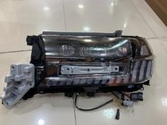 Toyota Land Cruiser 200 2007–2021 Koplampen 2016+ (Bugatti) foto 3