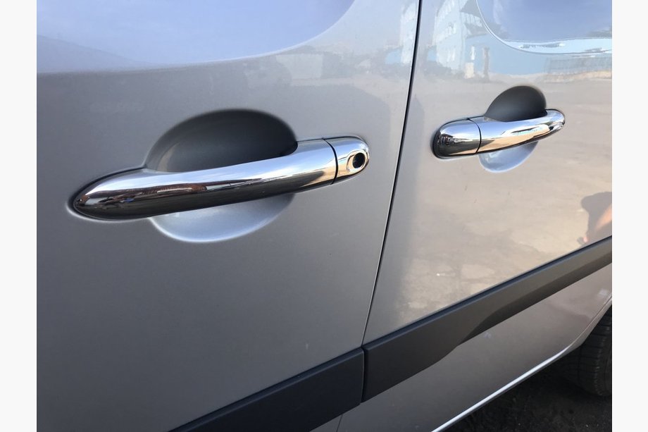Renault Kangoo 2008–2020 RVS deurgreepkappen 3 stuks, Carmos - Turks roestvrij staal Image