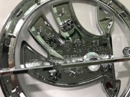 Skoda Rapid 2012–2019 Origineel embleem (bovenste deel) foto 3