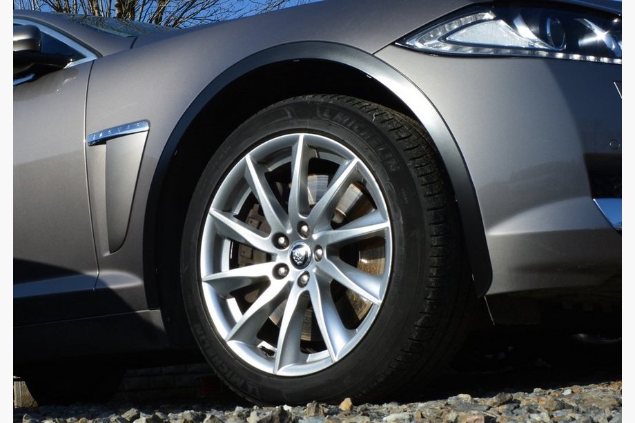 Jaguar XF 2009–2016 RVS wielkastlijsten (set van 4 stuks) Image