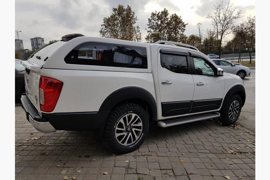 Nissan Navara/NP300 2016– Hardtop Canopy Image