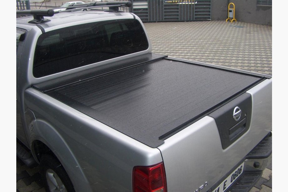 Nissan Navara 2006–2015 Rolcover Image