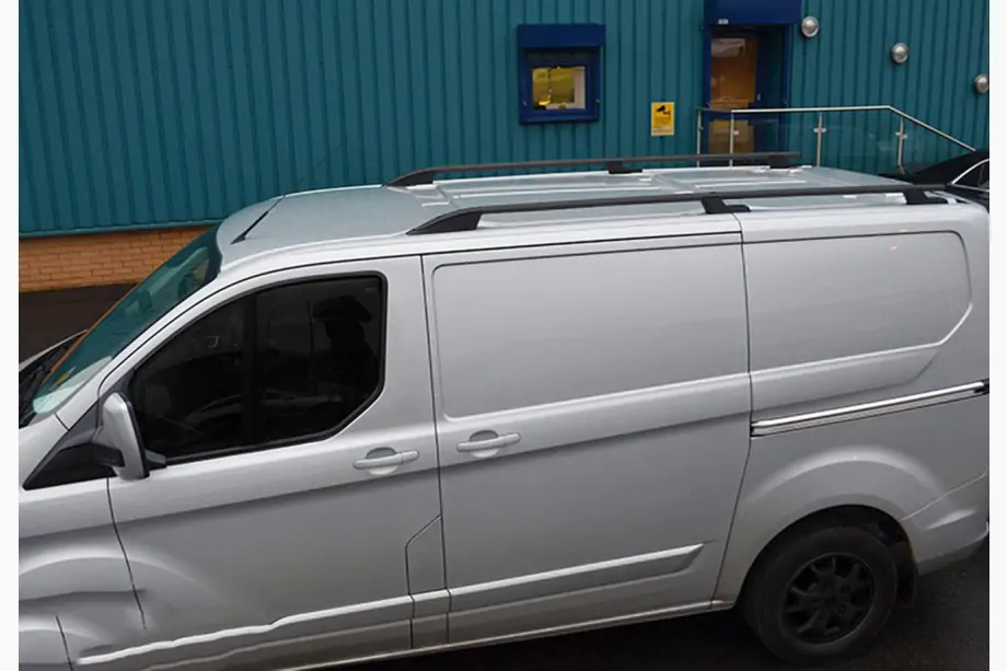 Ford Custom 2013–2022 OmsaLine Sport dakrails (2 stuks, zwart) Image
