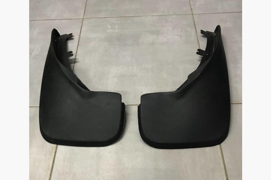 Range Rover III L322 2002–2012 Voorste spatlappen zonder zijskirts (2 stuks) Image