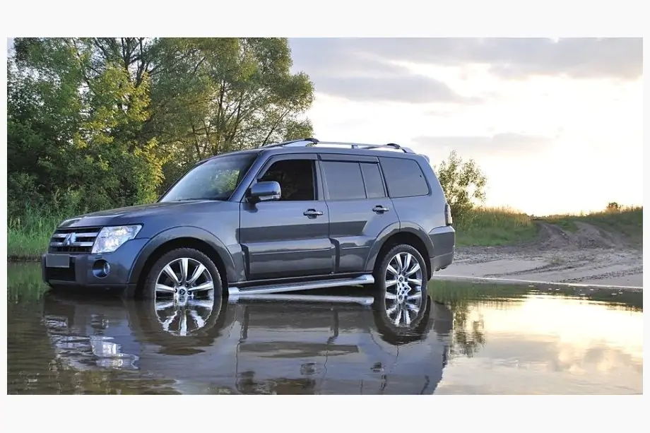Mitsubishi Pajero Wagon III 1999–2006 Raamwindschermen (set van 4, Cobra) Foto 1