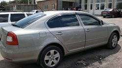 Skoda Octavia II A5 2010–2013 Raamwindschermen LiftBack (4 stuks, SIM) foto 1