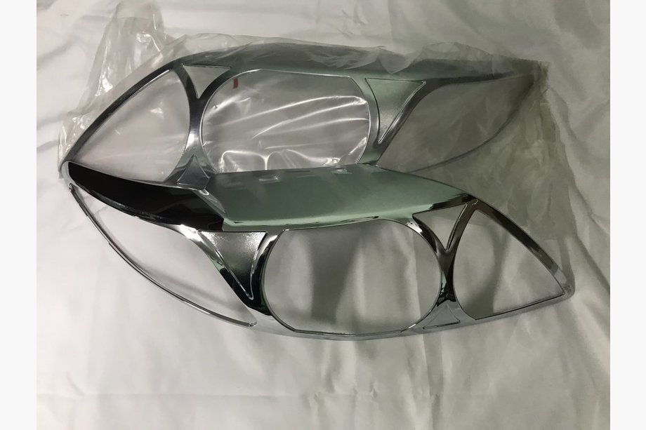 Toyota Corolla 2007–2013 Koplampranden (2 stuks, kunststof) Image