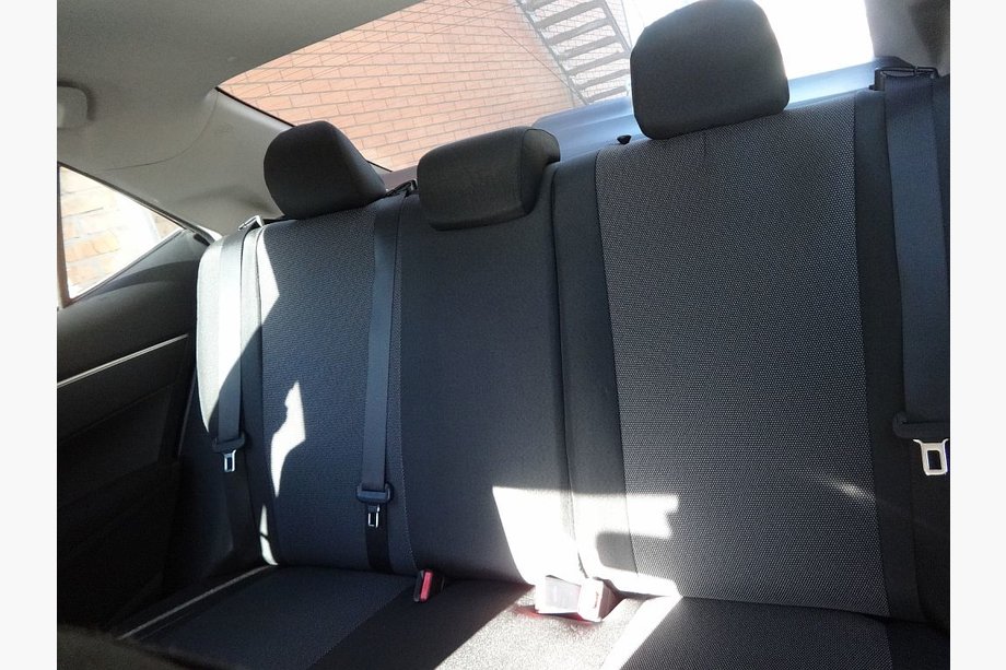 Toyota Corolla 2013–2019 Autostoelhoezen (stof, Classik) Image