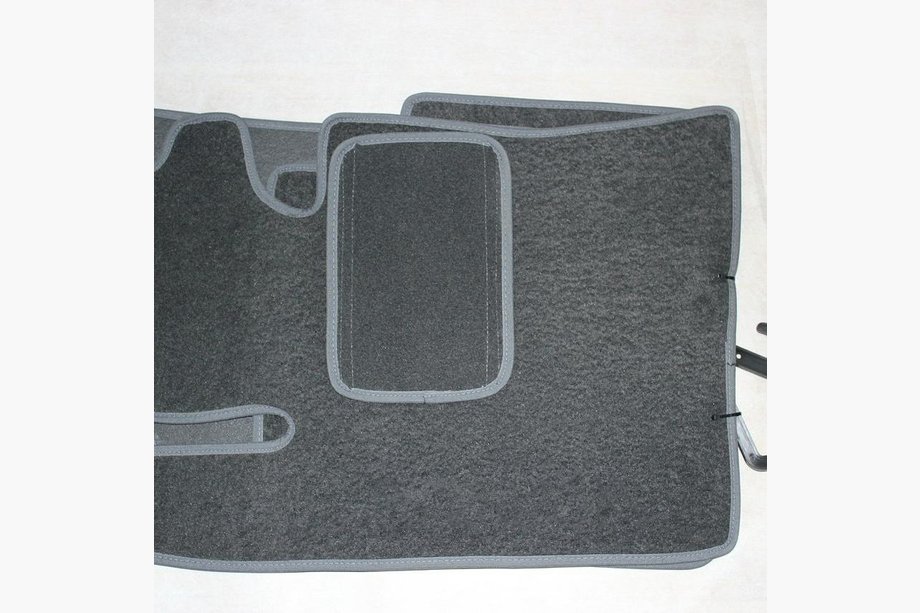 Toyota Avensis 1998–2003 Textiele vloermatten voor interieur (Velgum) Foto 2