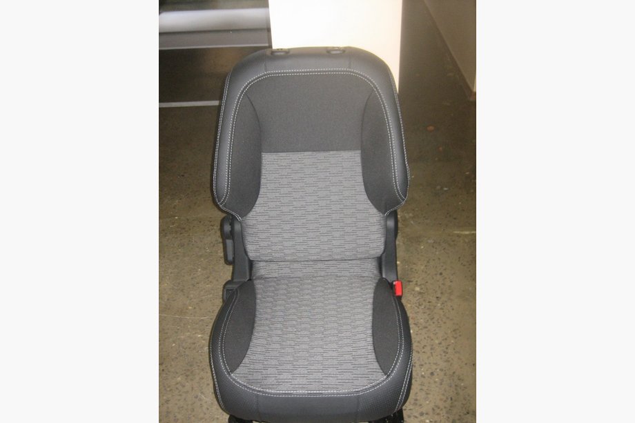 Citroen Berlingo 1996–2008 SoyuzAuto Premium autostoelhoezen Image