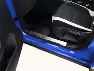 Volkswagen T-Roc 2017–2025 WhiteNight dorpellijsten RVS (2 stuks) foto 1