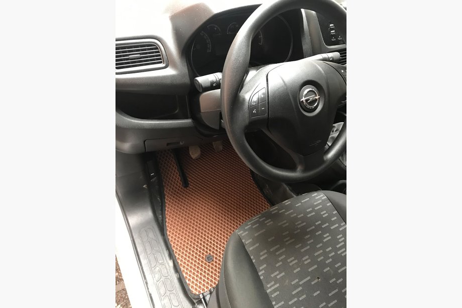 Fiat Doblo II 2010–2022 EVA automatten (baksteenpatroon, voor) Image