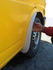 Volkswagen T4 Caravelle/Multivan 1990–2003 Modelspecifieke voorste spatlappen (set van 2, glasvezel) foto 1