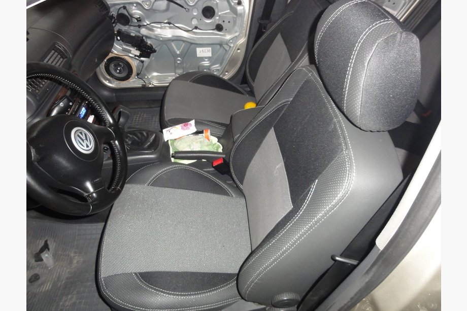 Volkswagen Passat B5 1997–2005 Autostoelhoezen (kunstleer↗stof, Premium) Image