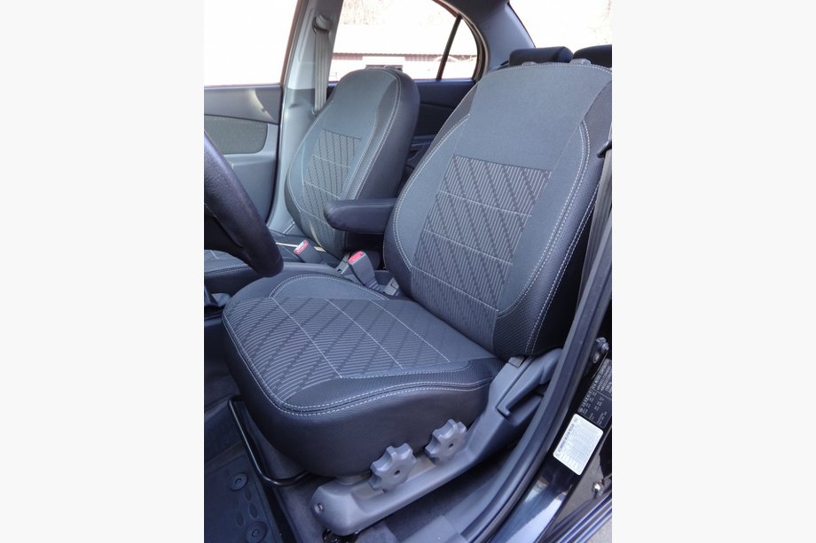 Kia Rio 2005–2011 Autostoelhoezen SoyuzAuto Premium van kunstleer Image