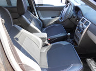 Lada Priora 2007–2018 Autostoelhoezen SoyuzAuto Premium van kunstleer foto 1