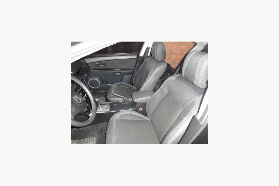 Mazda 3 2003–2009 Autostoelhoezen MW-Brothers Premium Image