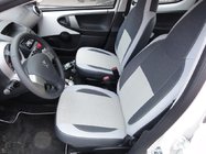 Peugeot 107 2005–2014 Autostoelhoezen SoyuzAuto Premium van kunstleer foto 1