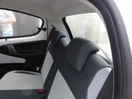 Peugeot 107 2005–2014 Autostoelhoezen SoyuzAuto Premium van kunstleer foto 3