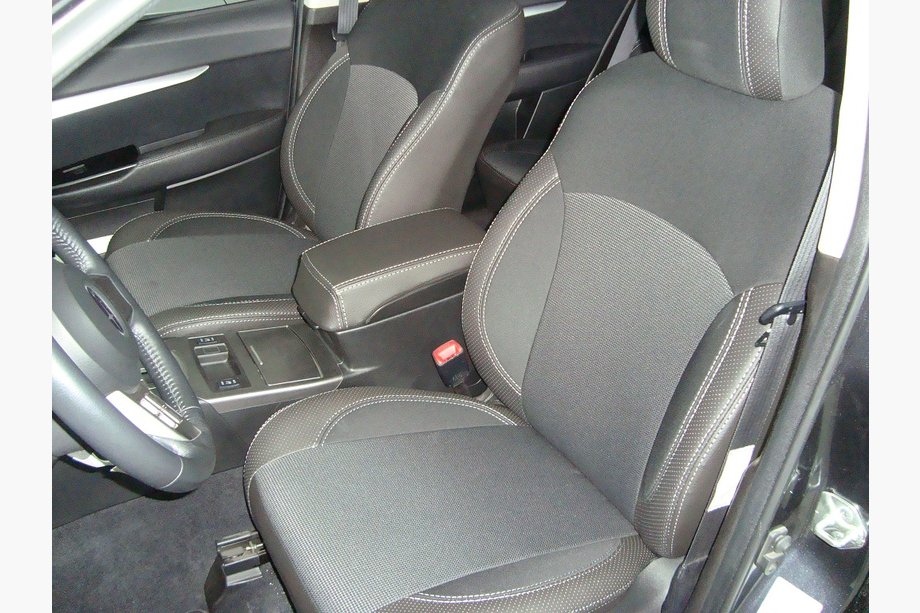 Subaru Outback 2009–2014 Autostoelhoezen SoyuzAuto Premium van kunstleer Image