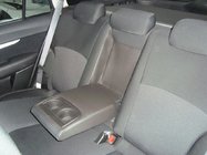 Subaru Outback 2009–2014 Autostoelhoezen SoyuzAuto Premium van kunstleer foto 4