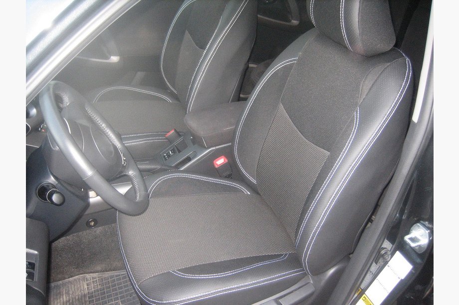 Toyota Rav 4 2006–2013 Autostoelhoezen (kunstleer↗stof, Premium) Image