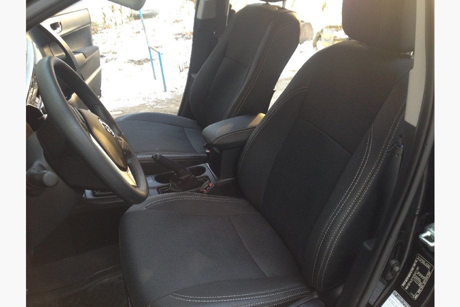 Toyota Corolla 2013–2019 Autostoelhoezen (kunstleer↗stof, Premium) Image