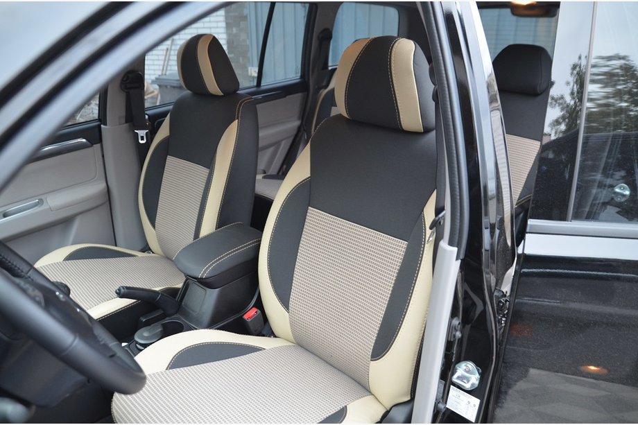 Mitsubishi Pajero Sport 2008–2015 Autostoelhoezen SoyuzAuto Premium van kunstleer Image
