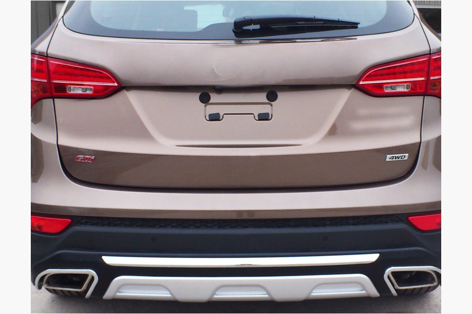 Hyundai Santa Fe 3 2012–2018 Achterbumper lip (2012-2016) Image