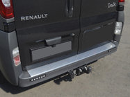 Opel Vivaro 2001–2015 RVS achterbumperbeschermer met omgezette rand Nataniko foto 1
